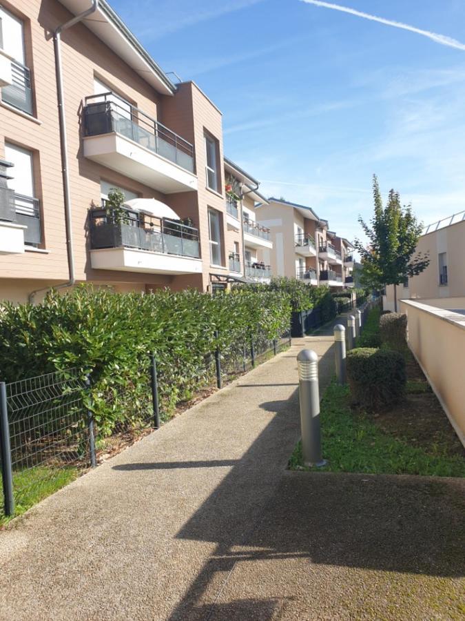 Appartement Studio O Fil De L'O A 12 Kilometres De Disneyland Paris Crecy-la-Chapelle Bagian luar foto